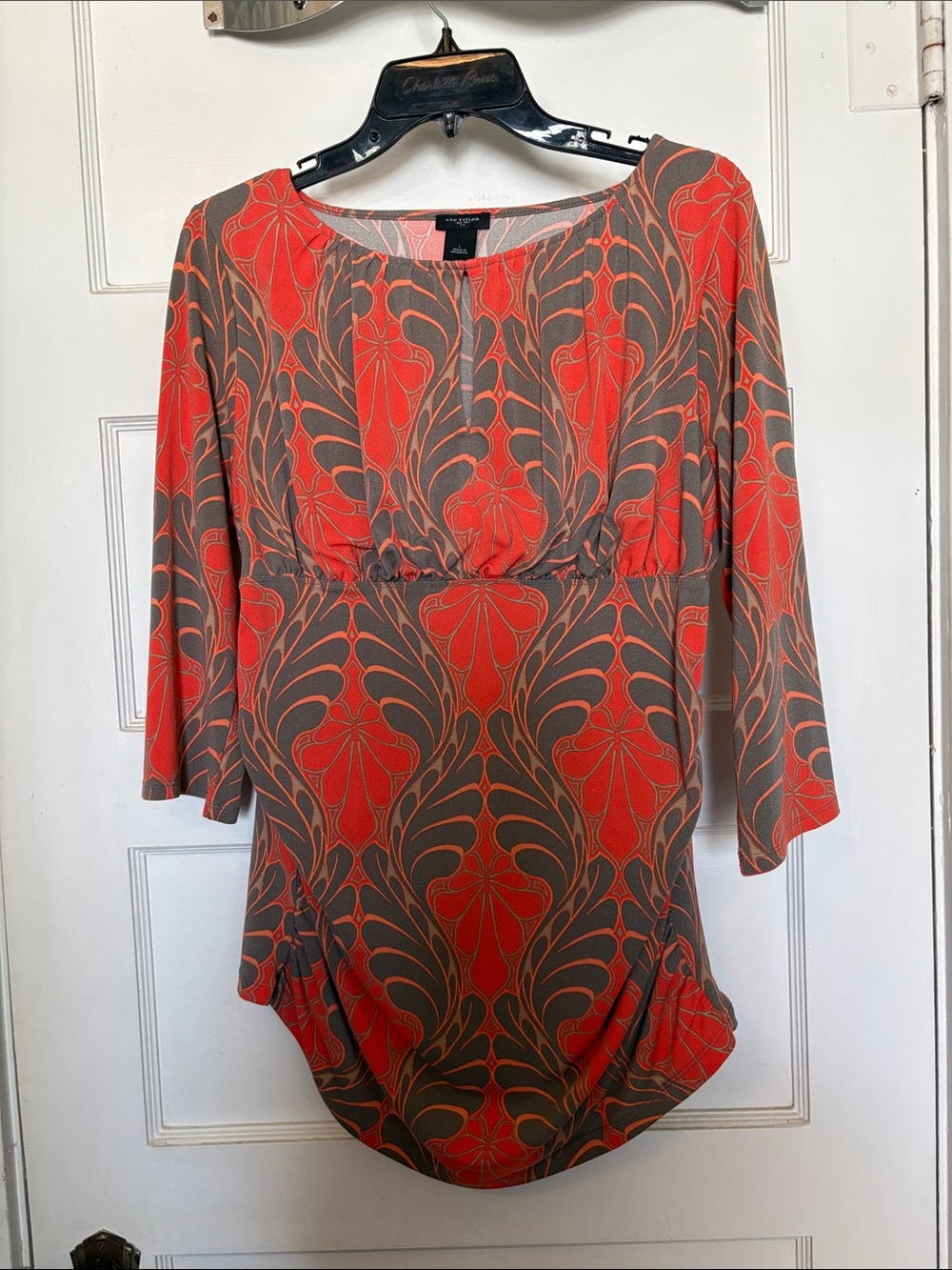 Anne Taylor Coral and Gray Leaf-Print 3/4 Length Sleeve Top Size L